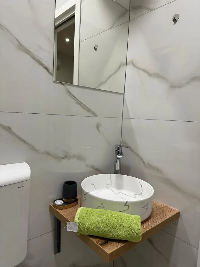 Studio Apartment Fiorello I Rijeka 0*,
